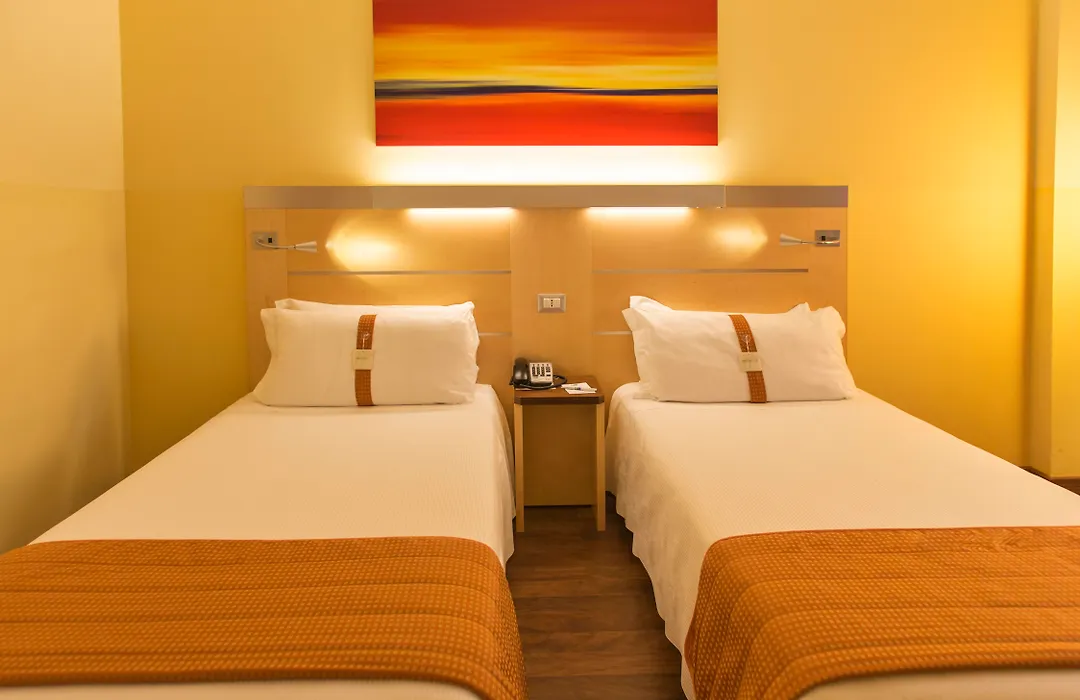 Holiday Inn Express Milan-Malpensa Airport By Ihg-1