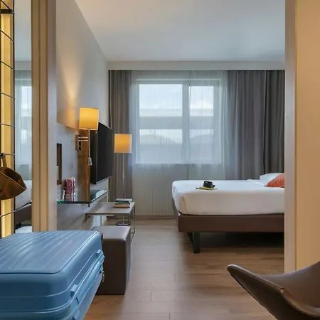 Moxy Milan Malpensa Airport-3